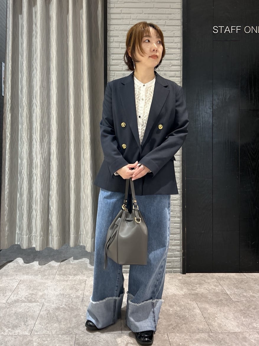ga_riさんの「THE SHOP TK｜【通勤にもデイリーにも】CAVIAN 金ボタンダブルブレストジャケット」を使ったコーディネート