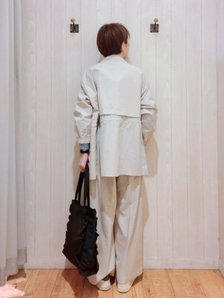 Ribさんの「SHOO･LA･RUE｜【洗濯機可/セットアップ可/UV/SS-LL】楽してきちんと きれい見えゆったりワイドパンツ」を使ったコーディネート