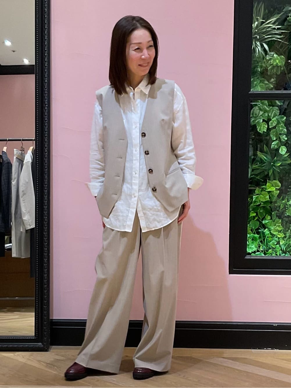 Hiwatashiさんの「DRESSTERIOR｜【セットアップ可/ウォッシャブル】セットアップストライプジレ」を使ったコーディネート