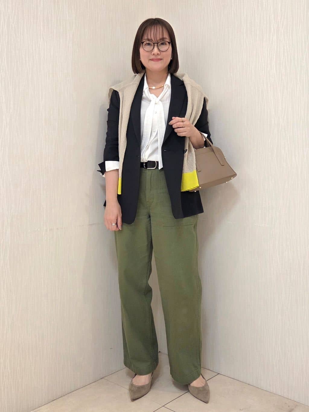 naokoさんの「UNTITLED｜◆【洗える/接触冷感】リラックスボウタイブラウス」を使ったコーディネート