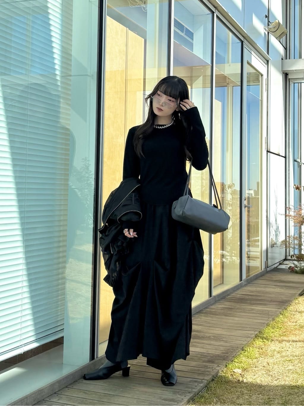 ibukiさんの「INDIVI｜シャーリングペプラムブルゾン」を使ったコーディネート