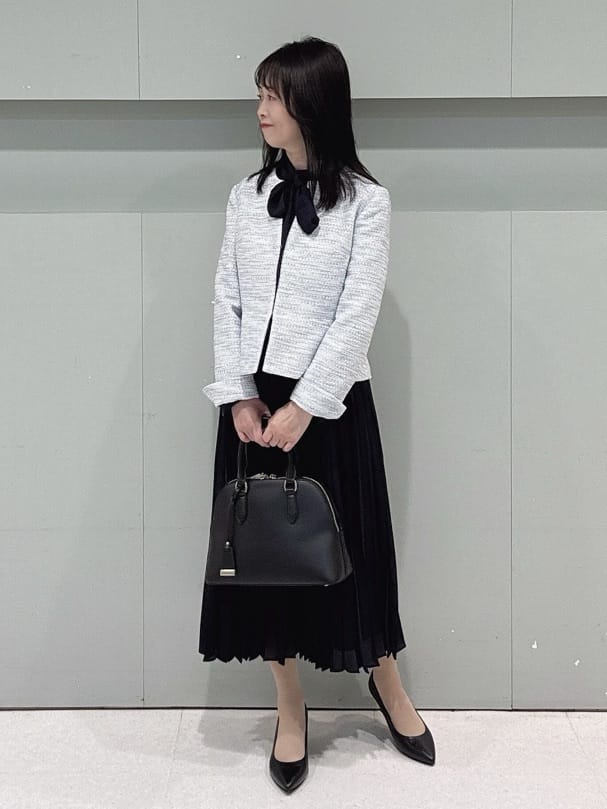 makiさんの「UNTITLED｜【きれいめ】ツイード ペプラムジャケット」を使ったコーディネート