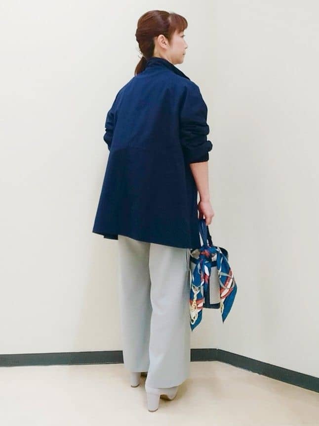 花さんの「Reflect｜ドライタッチストレートワイドパンツ」を使ったコーディネート