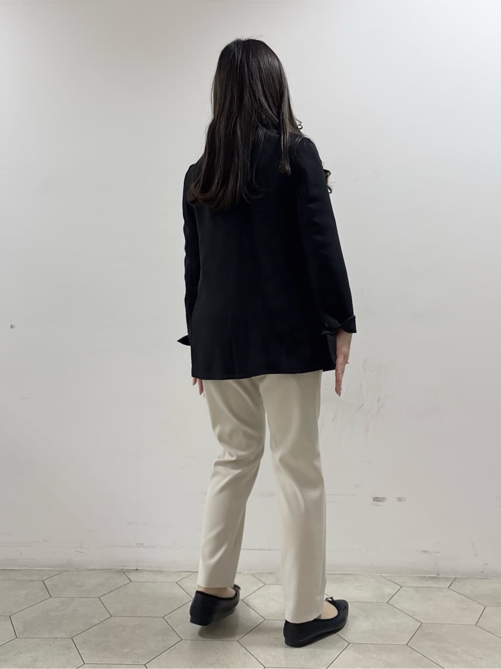 kahoさんの「INDIVI｜【洗える／多機能／SETUP可】着る日傘ダブルジャケット」を使ったコーディネート