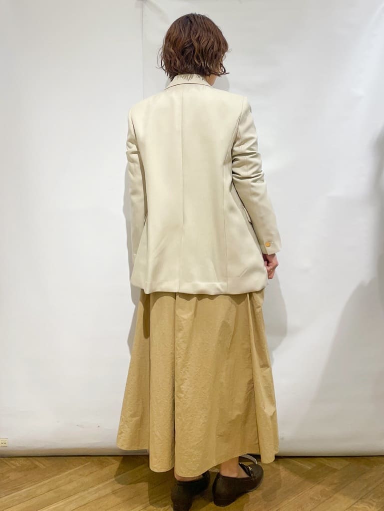 なかさんの「index｜金ボタンダブルブレストテーラードジャケット／セットアップ対応【洗える】」を使ったコーディネート