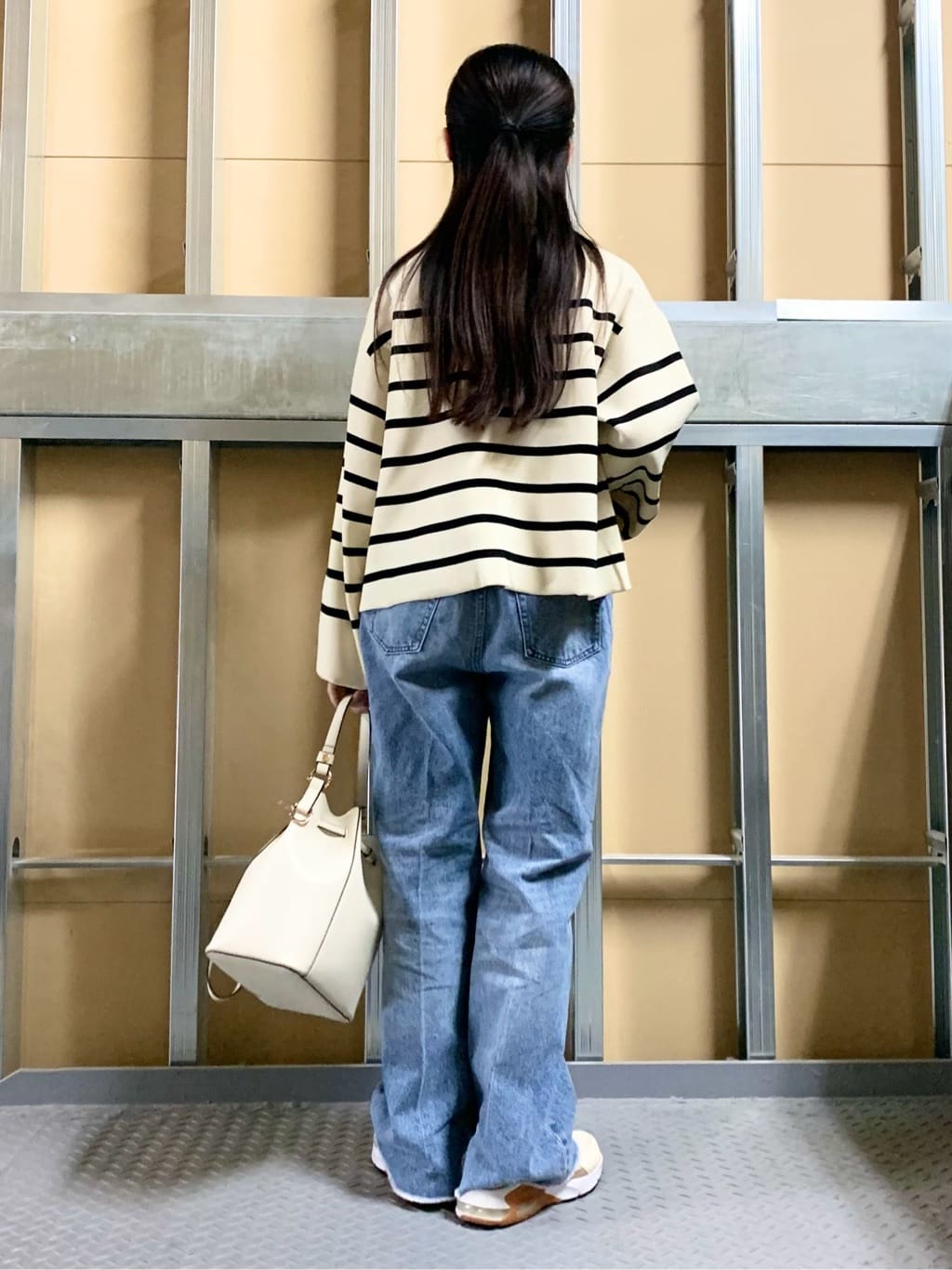 sahoさんの「THE SHOP TK｜AIBO DENIM フレア」を使ったコーディネート