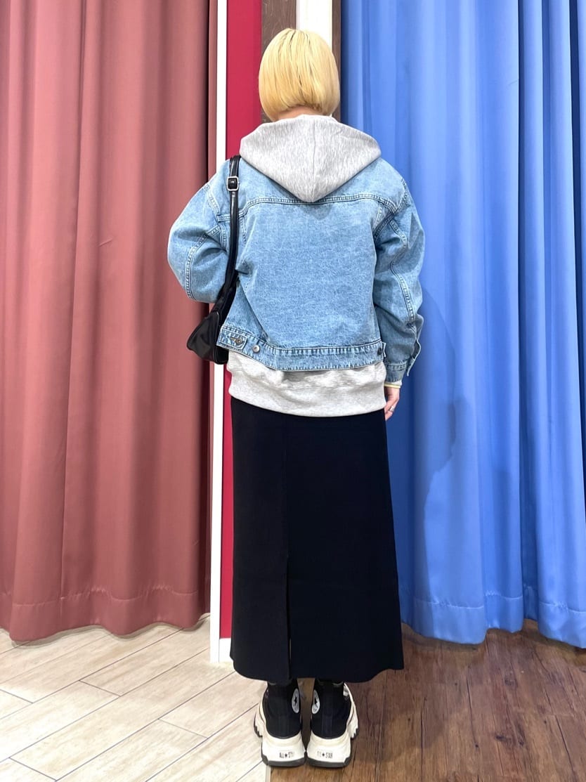 るるさんの「SHOO･LA･RUE｜【SHOO・LA・RUE DENIM】羽織るだけでこなれる　オーバーサイズデニムジャケット」を使ったコーディネート