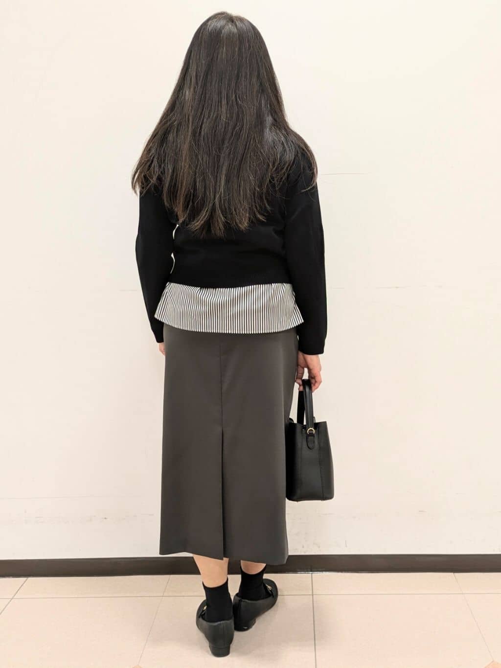 ともさんの「UNTITLED｜◆【コットン100/洗える】シャーリングフリルネックブラウス」を使ったコーディネート