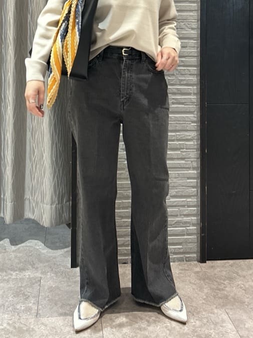 ga_riさんの「THE SHOP TK｜【S-XLサイズ/上品見えが叶う】Vネックニット/洗濯機OK」を使ったコーディネート