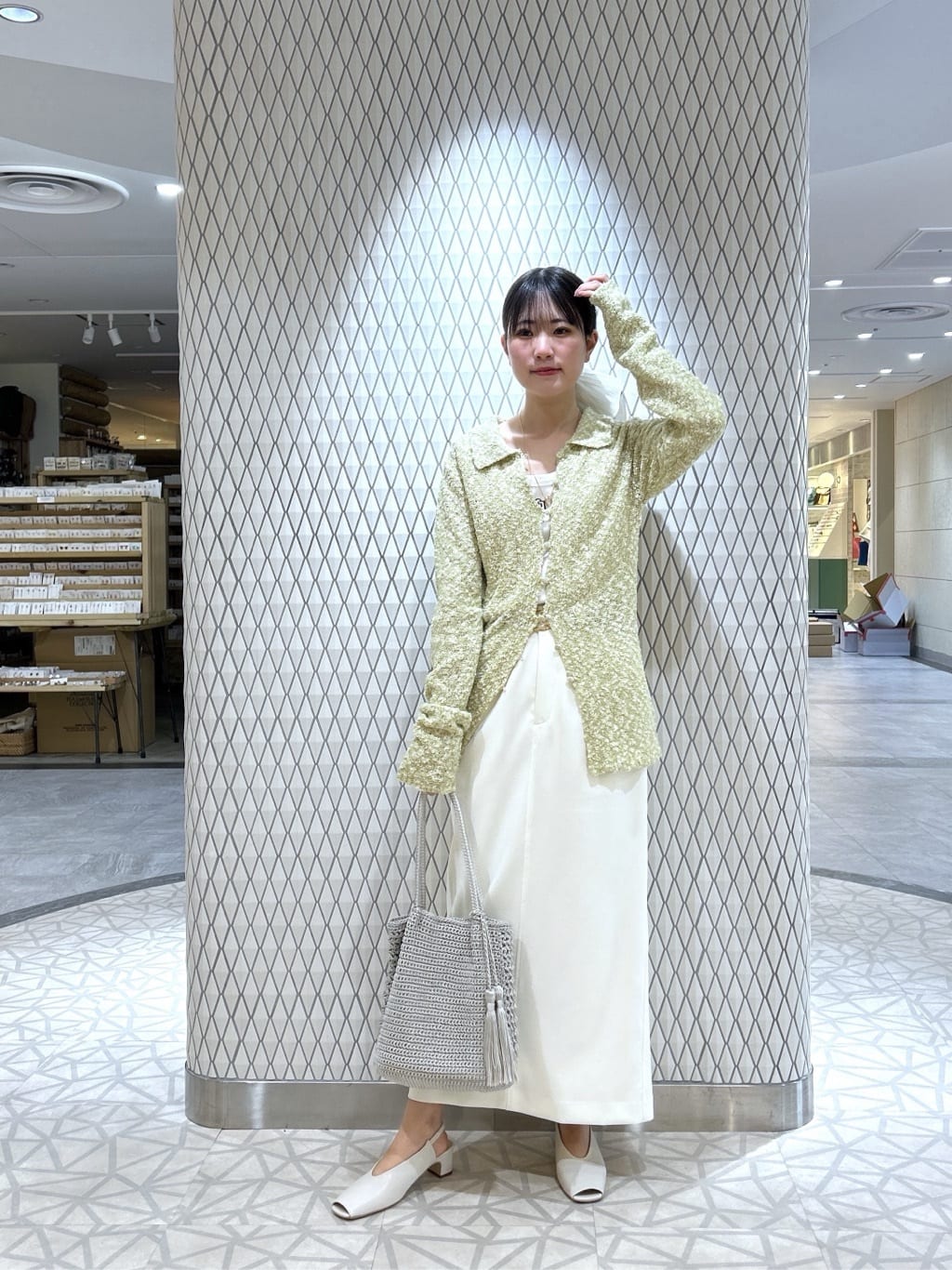 Renoさんの「INDIVI｜ブークレポロニット」を使ったコーディネート