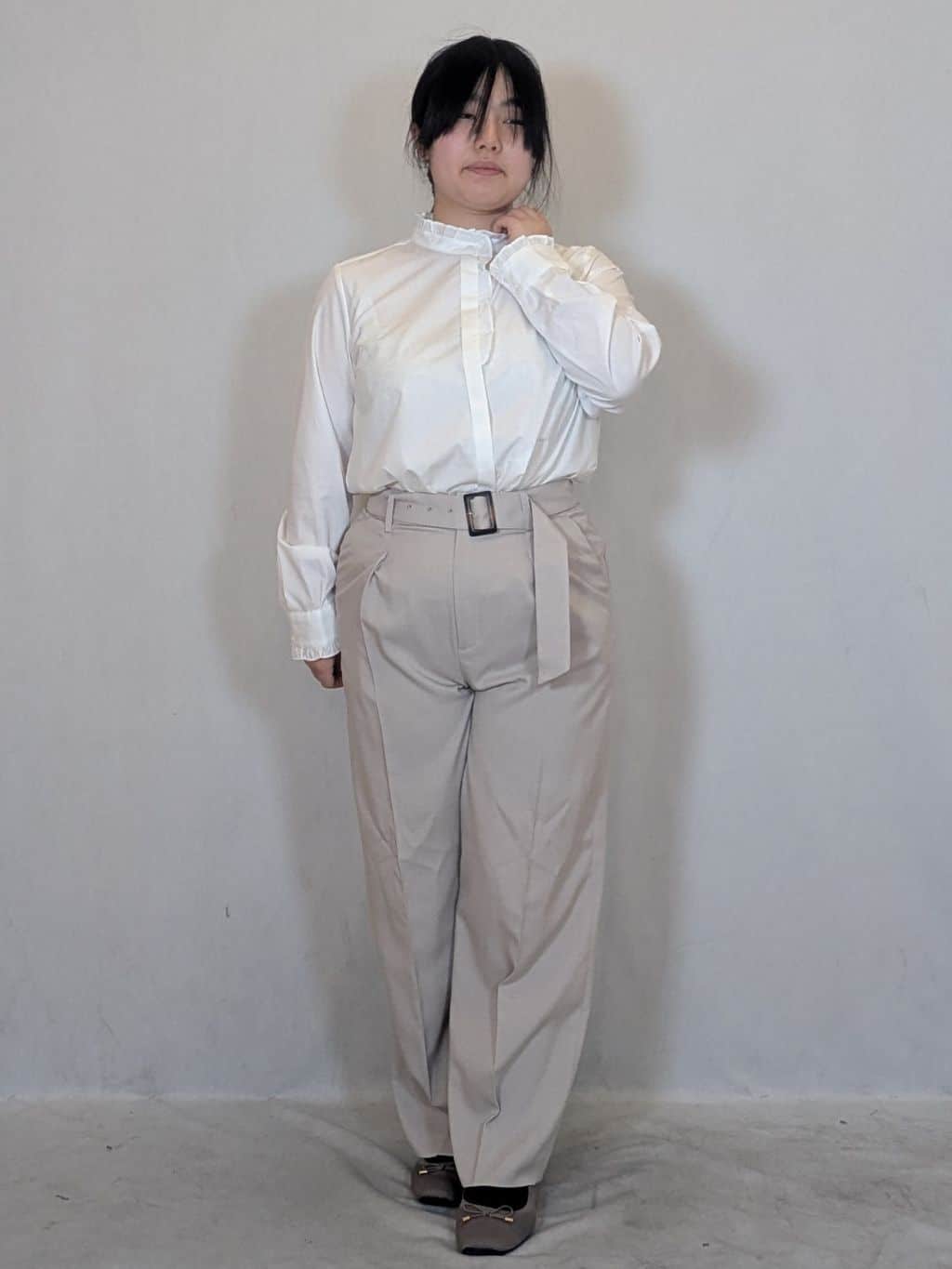 Nonさんの「index｜【吸水速乾】ストレッチワイドストレートパンツ／セットアップ対応《洗濯機OK》」を使ったコーディネート