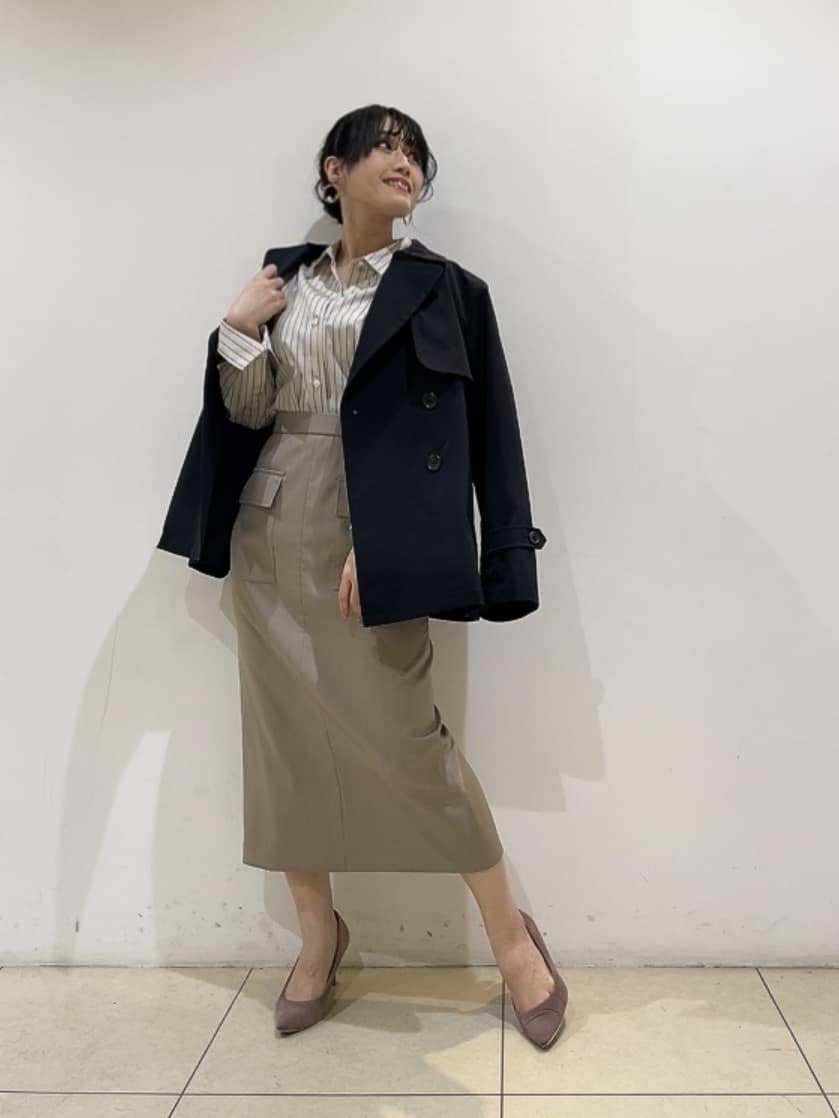 watanabeさんの「UNTITLED｜【定番人気/はっ水/洗える】タスランショートトレンチコート」を使ったコーディネート