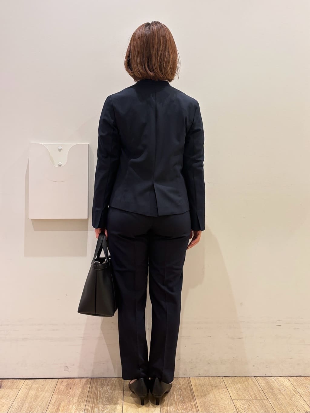 YUKOさんの「index｜【接触冷感／吸水速乾】ノーカラージャケット／セットアップ対応可《洗える／防シワ／ストレッチ》」を使ったコーディネート