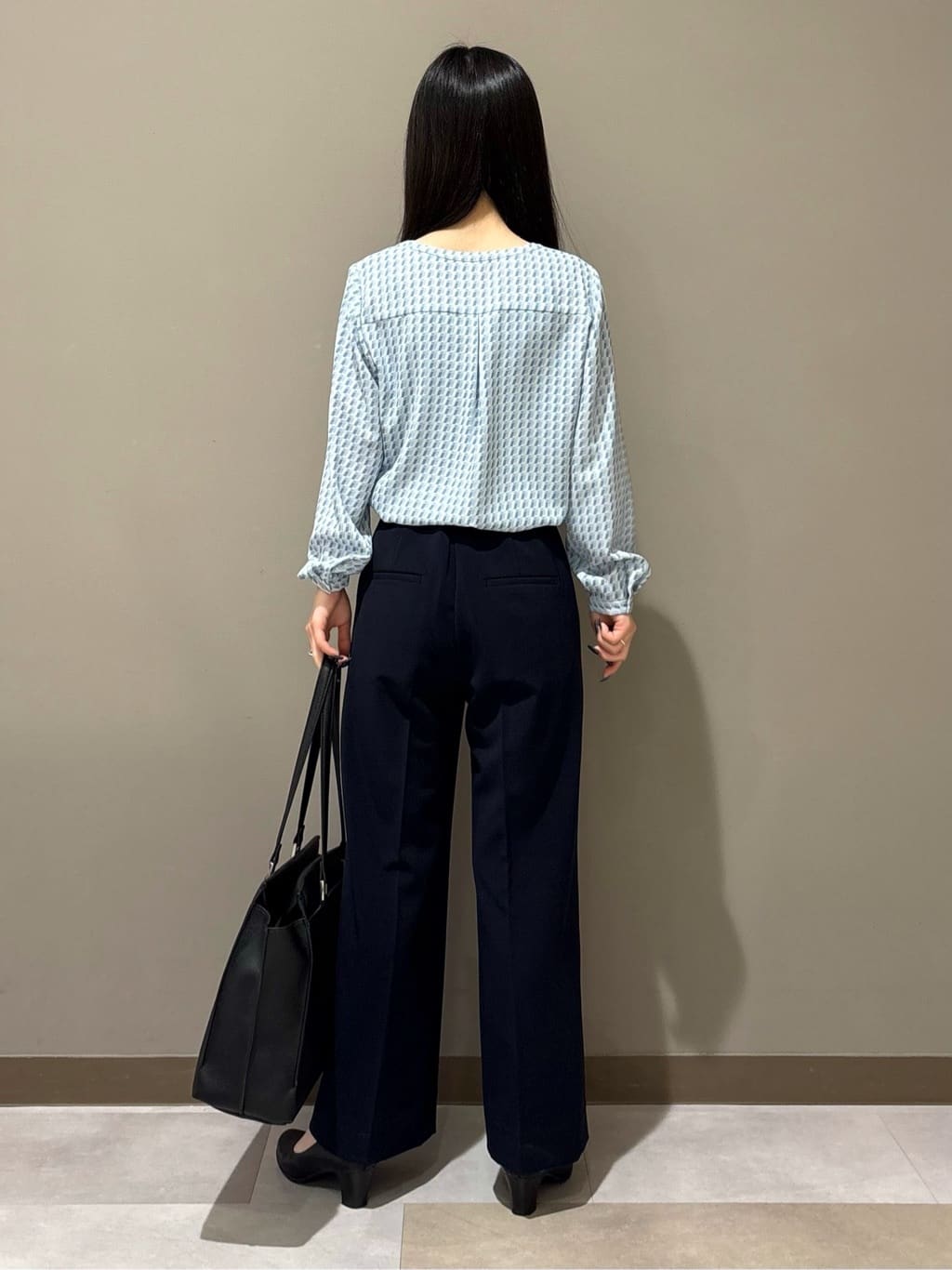 KEIKOさんの「INDIVI｜【通勤スーツ／洗える】ストレッチワイドパンツ」を使ったコーディネート