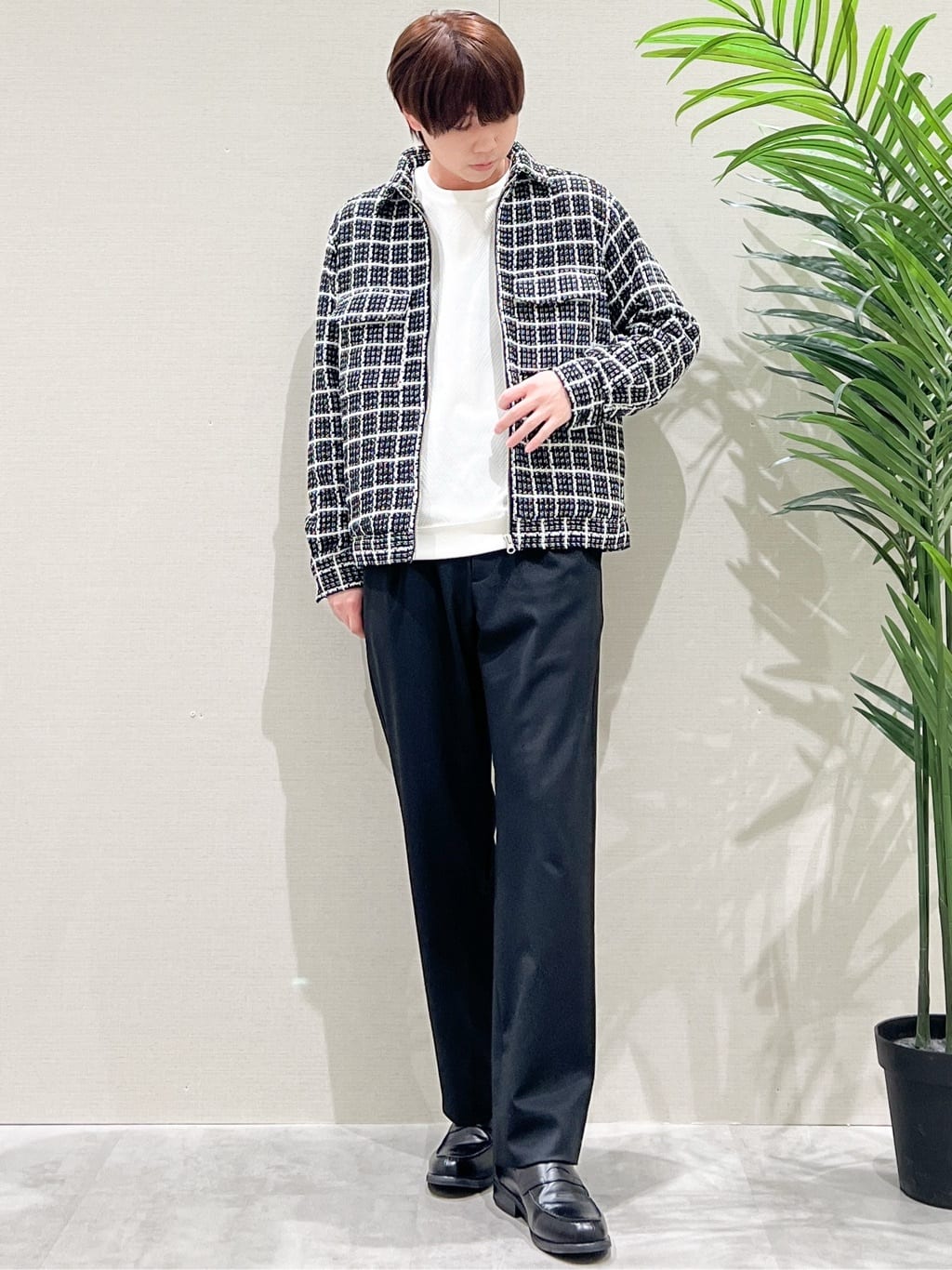 SHI-MAさんの「THE SHOP TK｜【カジュアルに上品さをプラス】変わり織ツイードブルゾン　洗濯機OK」を使ったコーディネート