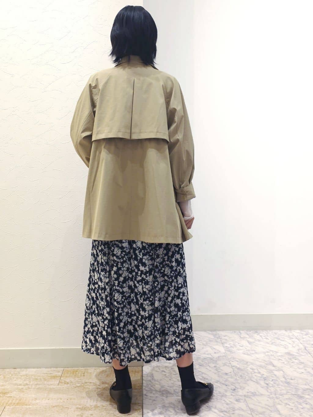 ケイさんの「grove｜【撥水／シルエット2WAY】羽織るだけでサマになる、スタンドネックテントラインコート」を使ったコーディネート