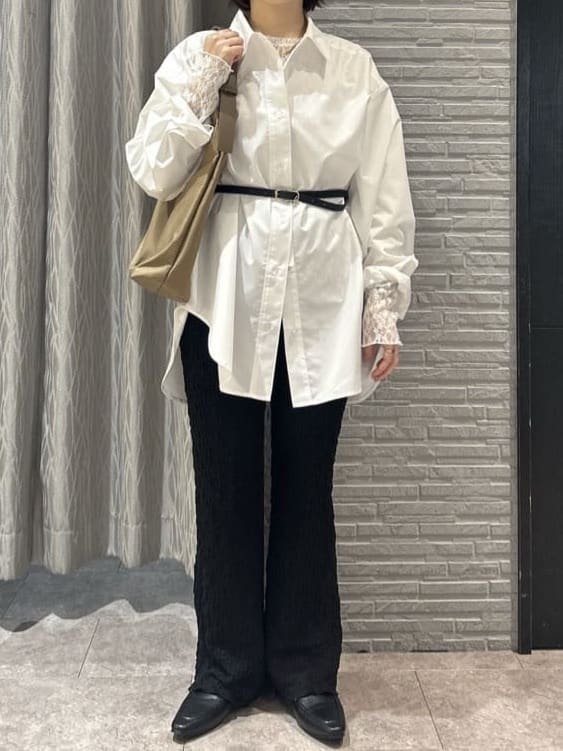 ga_riさんの「THE SHOP TK｜ゆったりシルエットで体型カバー ロングシャツ」を使ったコーディネート