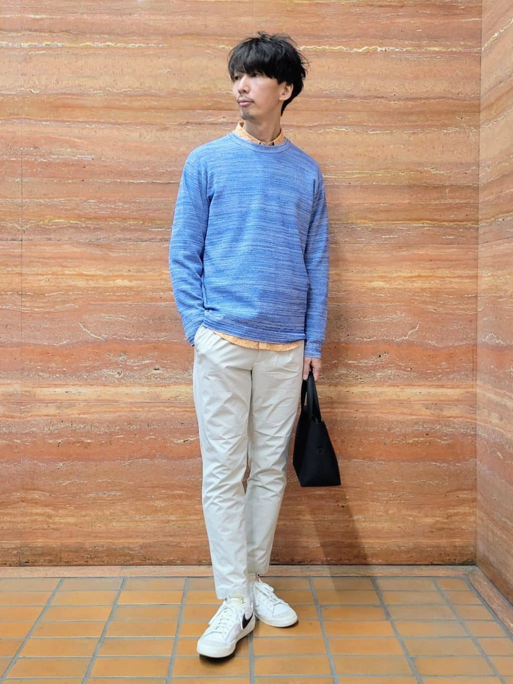 piroyaさんの「TAKEO KIKUCHI｜【洗える】カラースプリングニット」を使ったコーディネート