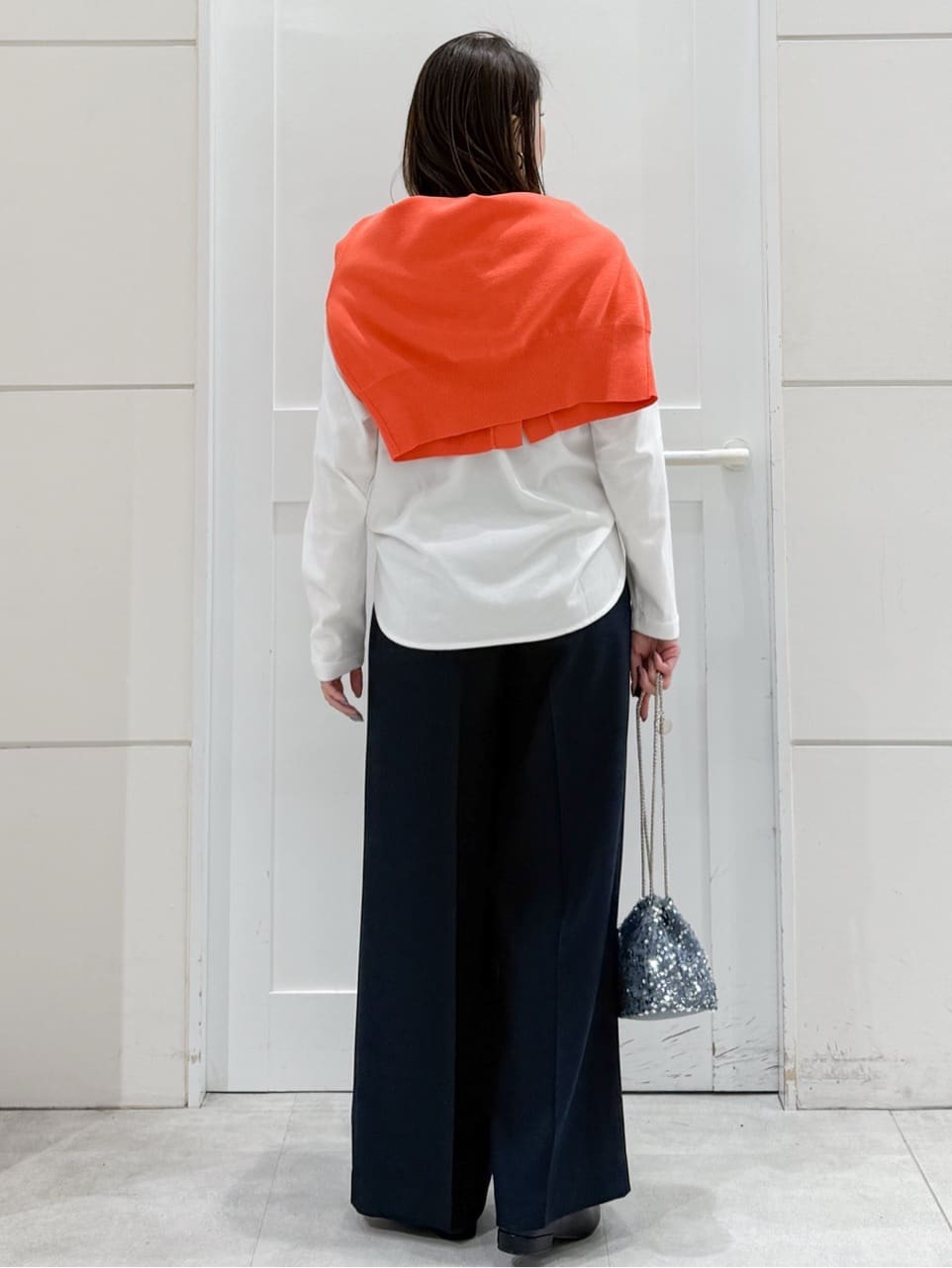 yuka.aさんの「OPAQUE.CLIP｜ロゴプリントロングTシャツ【洗濯機OK】」を使ったコーディネート