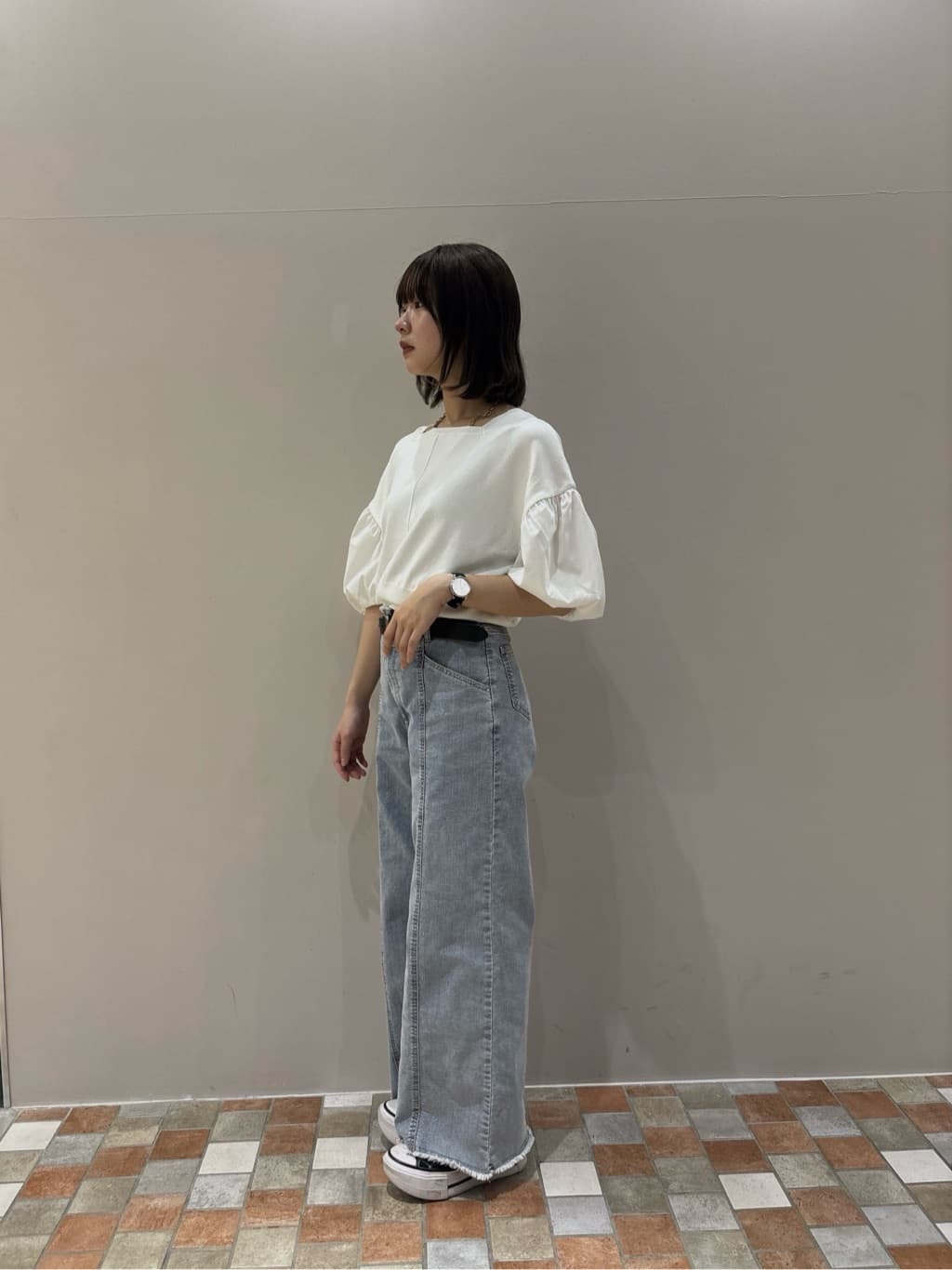 みゆさんの「INDIVI｜ドッキングパフスリーブニット」を使ったコーディネート