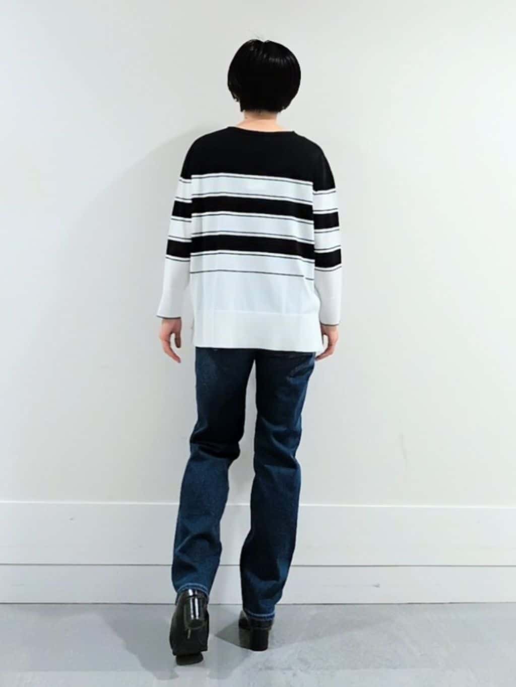 ミズタさんの「UNTITLED｜◆【洗える/ゆったり】ボーダーボートネックニット」を使ったコーディネート