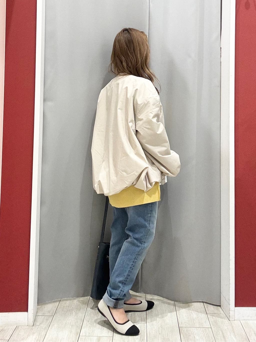 shioさんの「SHOO･LA･RUE｜【高レビュー/洗濯機可/S-LL】さらに軽くなった スポンディッシュ裾フェイクトップス」を使ったコーディネート