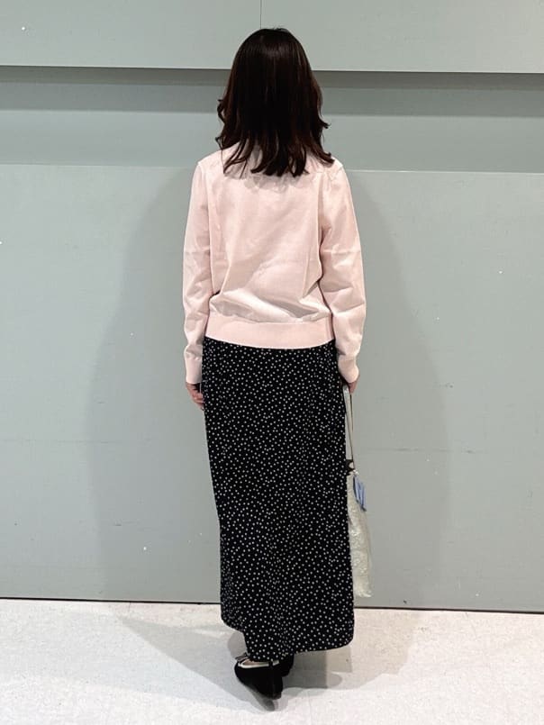 makiさんの「UNTITLED｜◆【アンサンブル可/洗える】クルーネックニットカーディガン」を使ったコーディネート