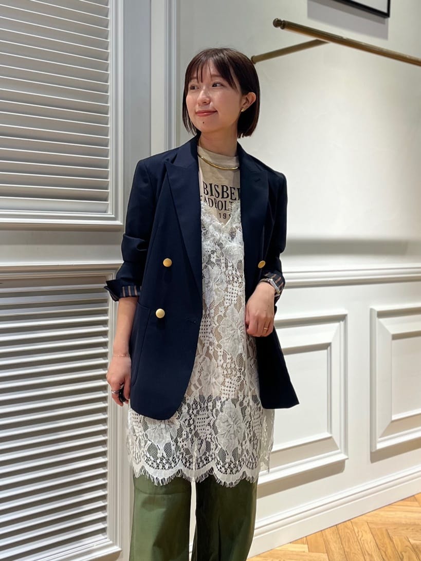 つじ まこさんの「DRESSTERIOR｜コンフォート ダブルブレザー」を使ったコーディネート