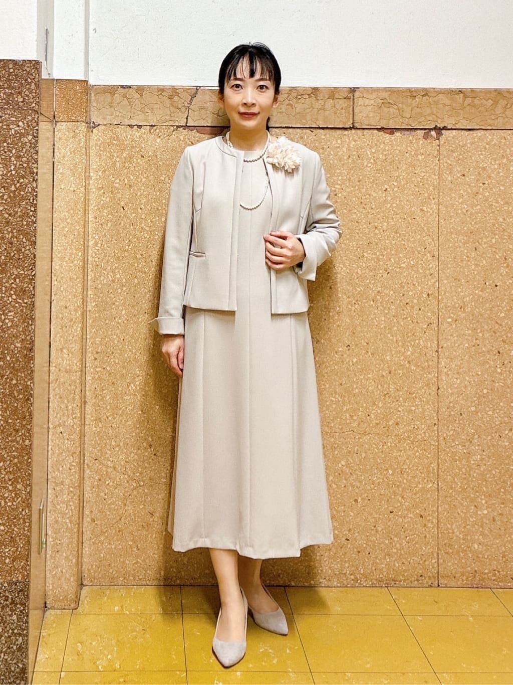 hattoriさんの「INDIVI｜【上品光沢／SETUP可能】切り替えデザインジャケット」を使ったコーディネート