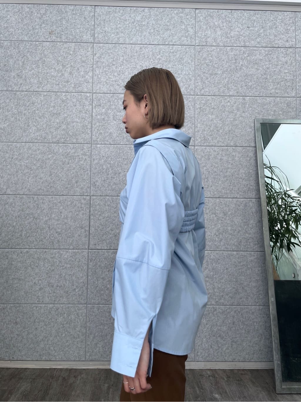 Harukaさんの「INDIVI｜ビスチェSETフォルムシャツ」を使ったコーディネート