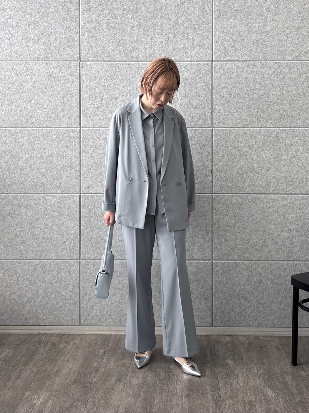 mikuさんの「INDIVI｜Comfy SET UP｜フレアスリーブブラウス【セットアップ対応／通勤／カセット服／接触冷感／UV」を使ったコーディネート