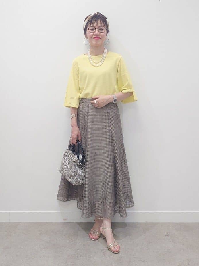 MUTSUKOさんの「UNTITLED｜【洗える/清涼感】袖スリットニットプルオーバー」を使ったコーディネート