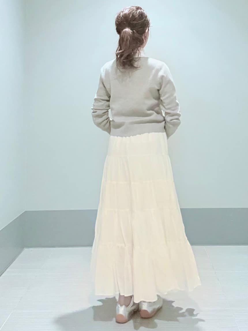 Yamaさんの「DRESSTERIOR｜【ウォッシャブル/通勤】スタンドフリル ブラウス」を使ったコーディネート