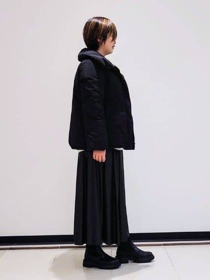 gissyさんの「INDIVI｜レザー調ギャザースカート」を使ったコーディネート