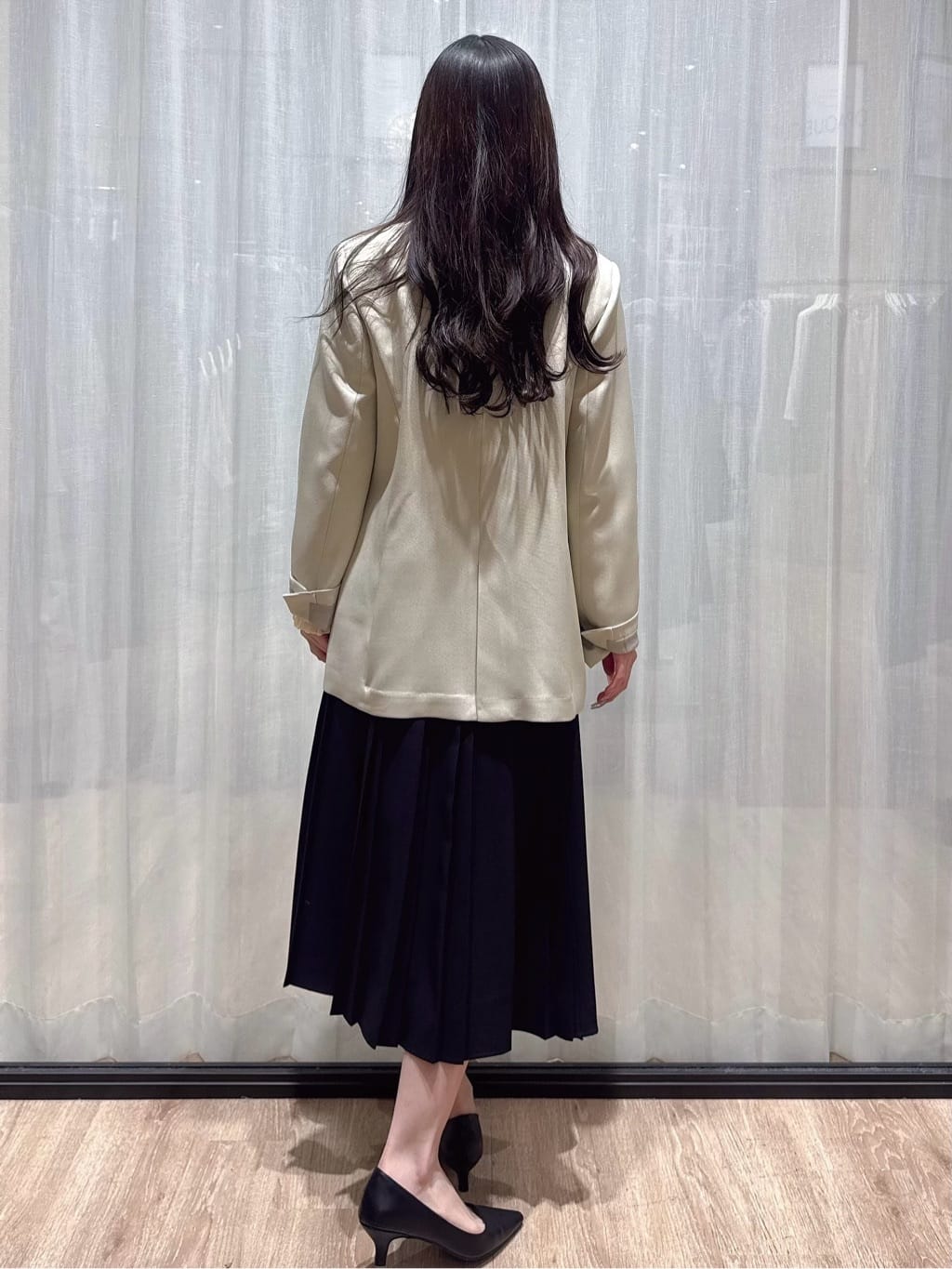 ぞうげさんの「OPAQUE.CLIP｜金ボタンダブルブレストテーラードジャケット／セットアップ対応【洗える】」を使ったコーディネート