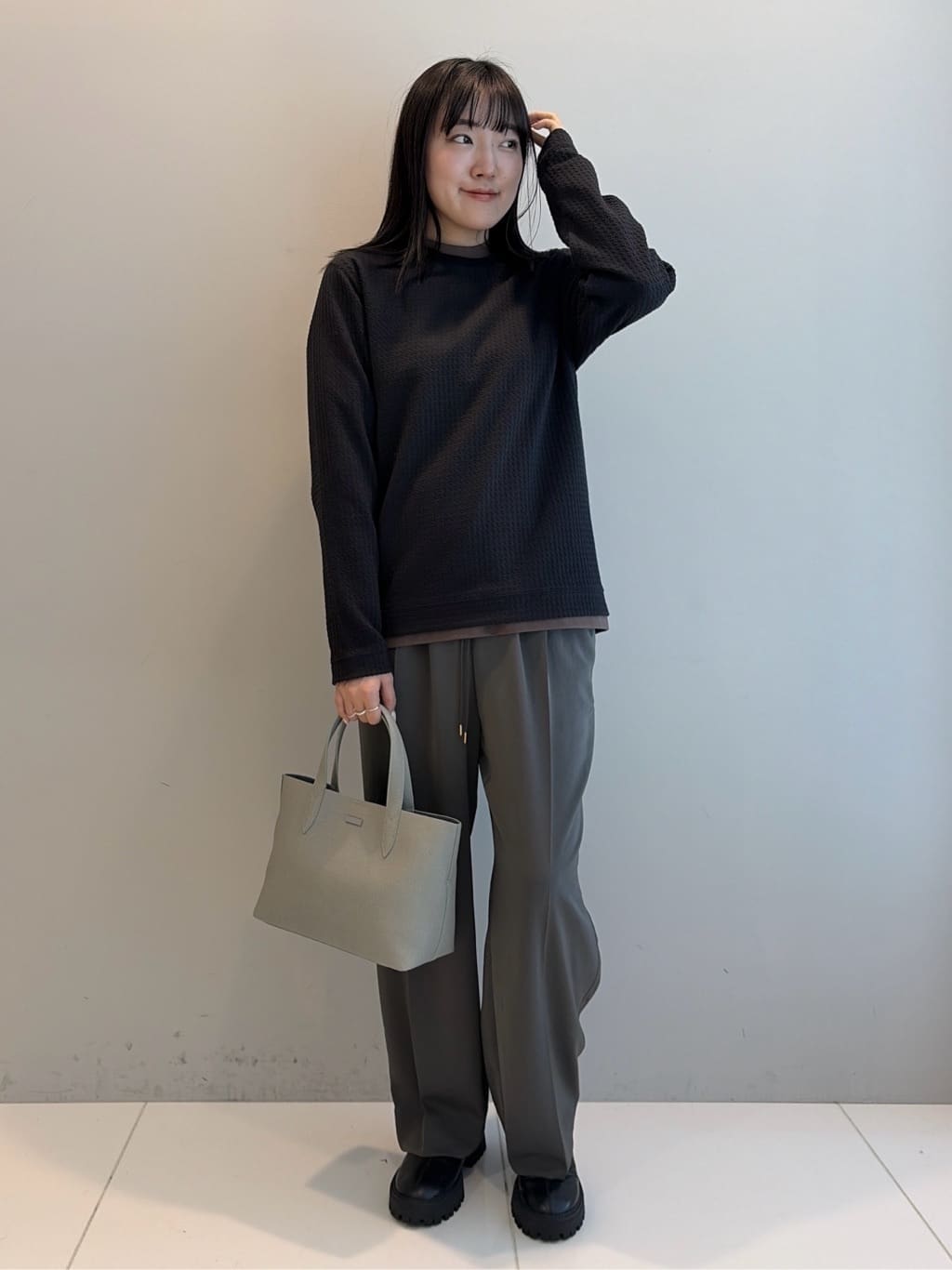 Akutagawaさんの「TAKEO KIKUCHI｜千鳥柄 ストレッチ プルオーバー」を使ったコーディネート