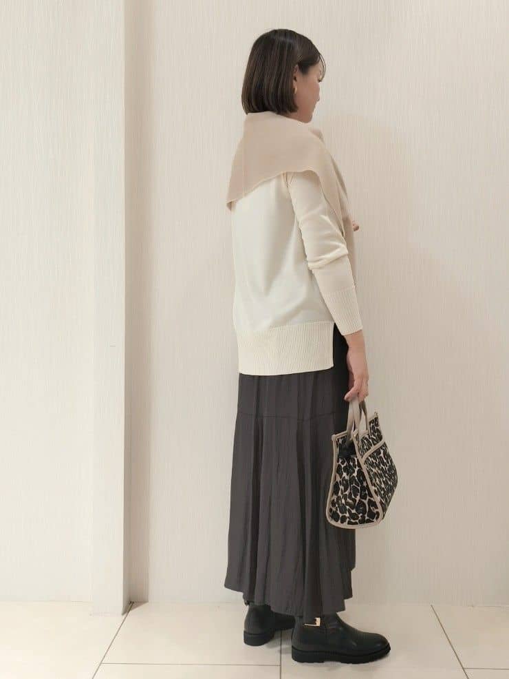naokoさんの「UNTITLED｜【ミディ丈/軽やか】セミラグランリバー コート」を使ったコーディネート