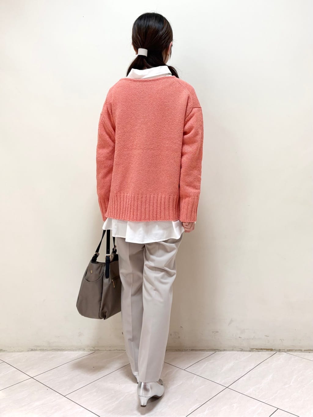 mikiさんの「Reflect｜【レイヤードにおすすめ◎】ロング丈リラクシーニット」を使ったコーディネート