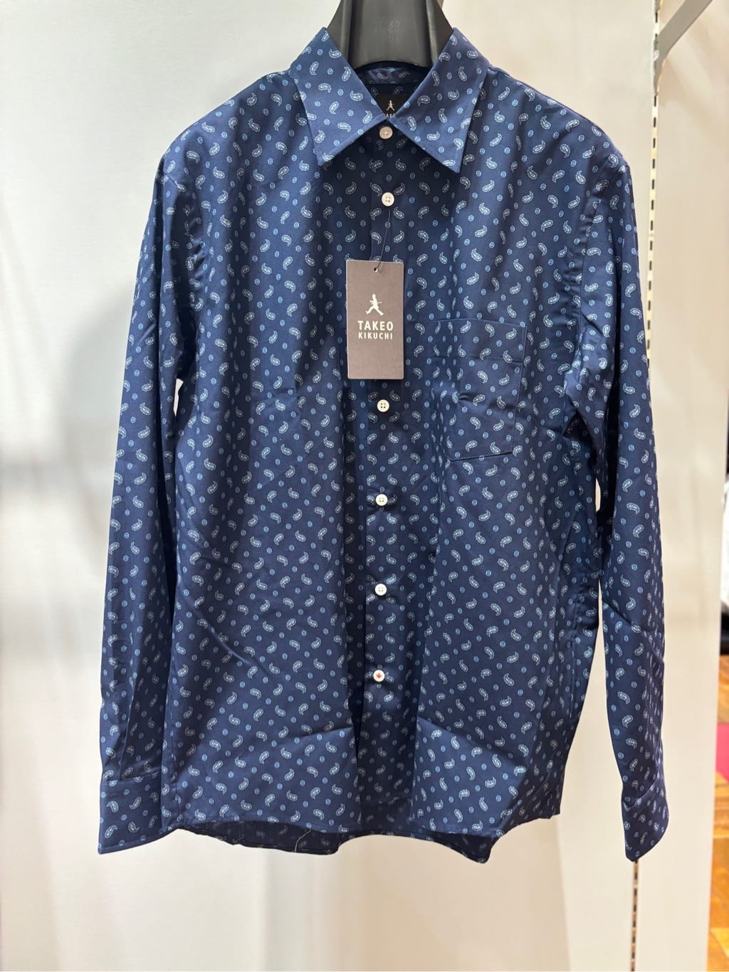 ヒナさんの「TAKEO KIKUCHI｜【BOWLER HAT LABEL】小紋ペイズリープリント 長袖シャツ」を使ったコーディネート