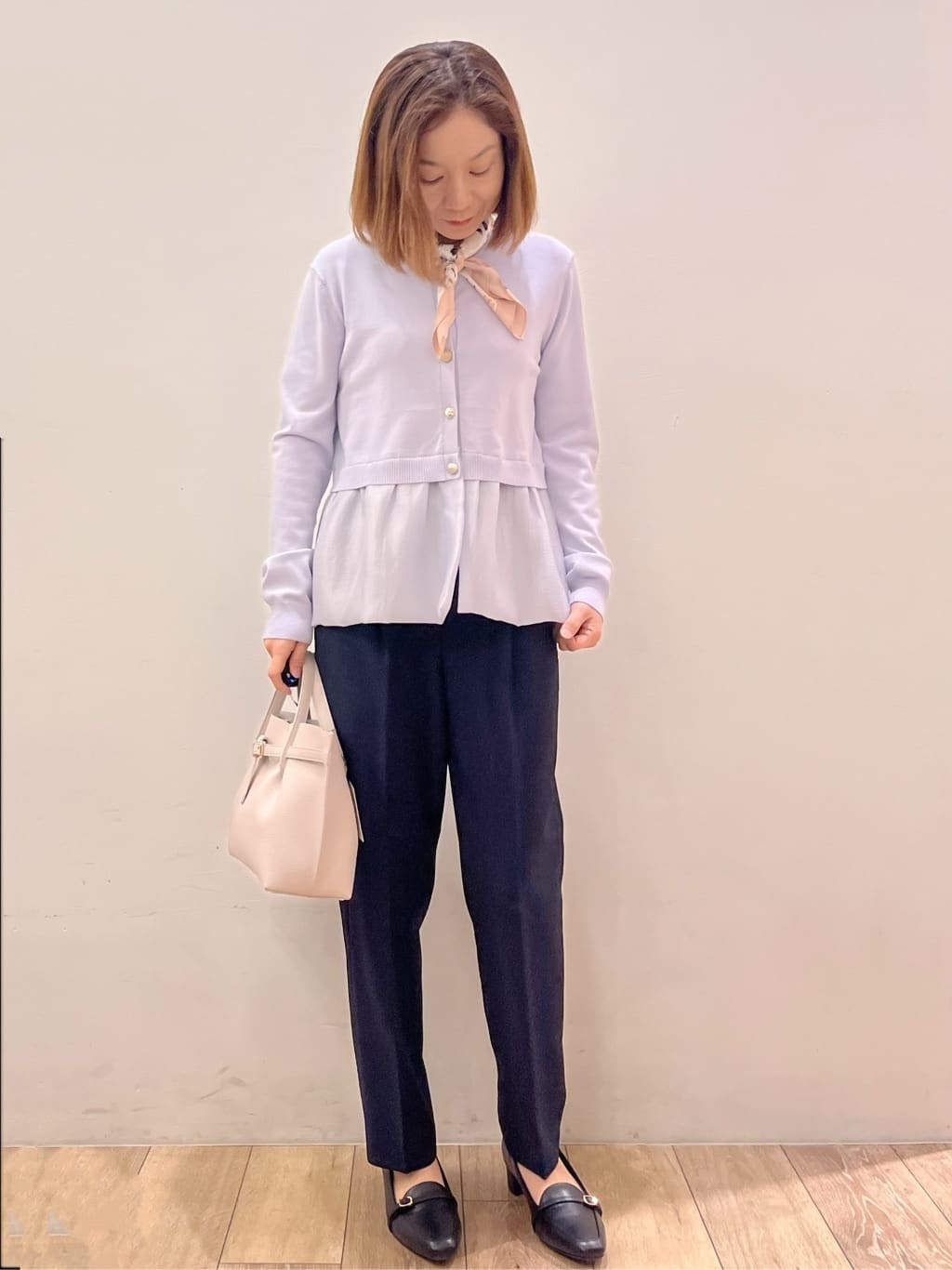 kcさんの「OPAQUE.CLIP｜フラワー柄スカーフ」を使ったコーディネート