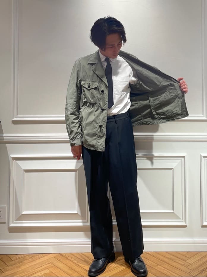 橋本さんの「DRESSTERIOR｜オックスフォード ラウンドカラーシャツ」を使ったコーディネート