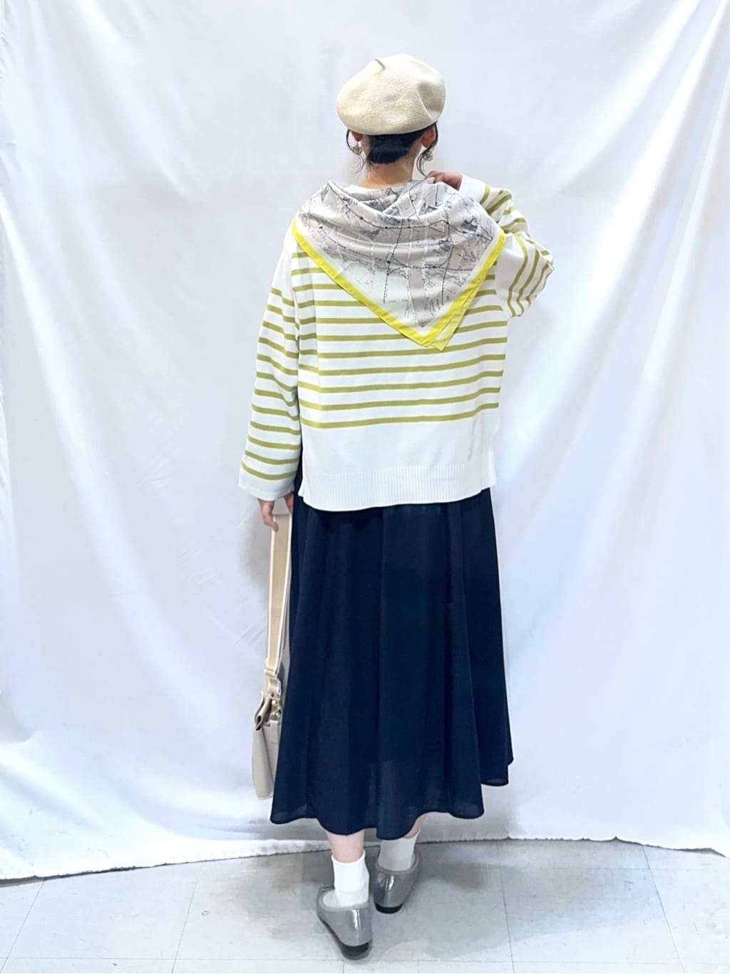 𝐇𝐢𝐫𝐨𝐦𝐢さんの「SHOO･LA･RUE｜ふんわり女性らしさあふれる ギャザーフレアスカート」を使ったコーディネート