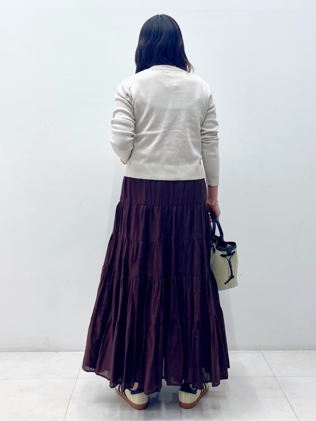 Sawaguchiさんの「DRESSTERIOR｜【再入荷】コットンボイルティアードスカート」を使ったコーディネート