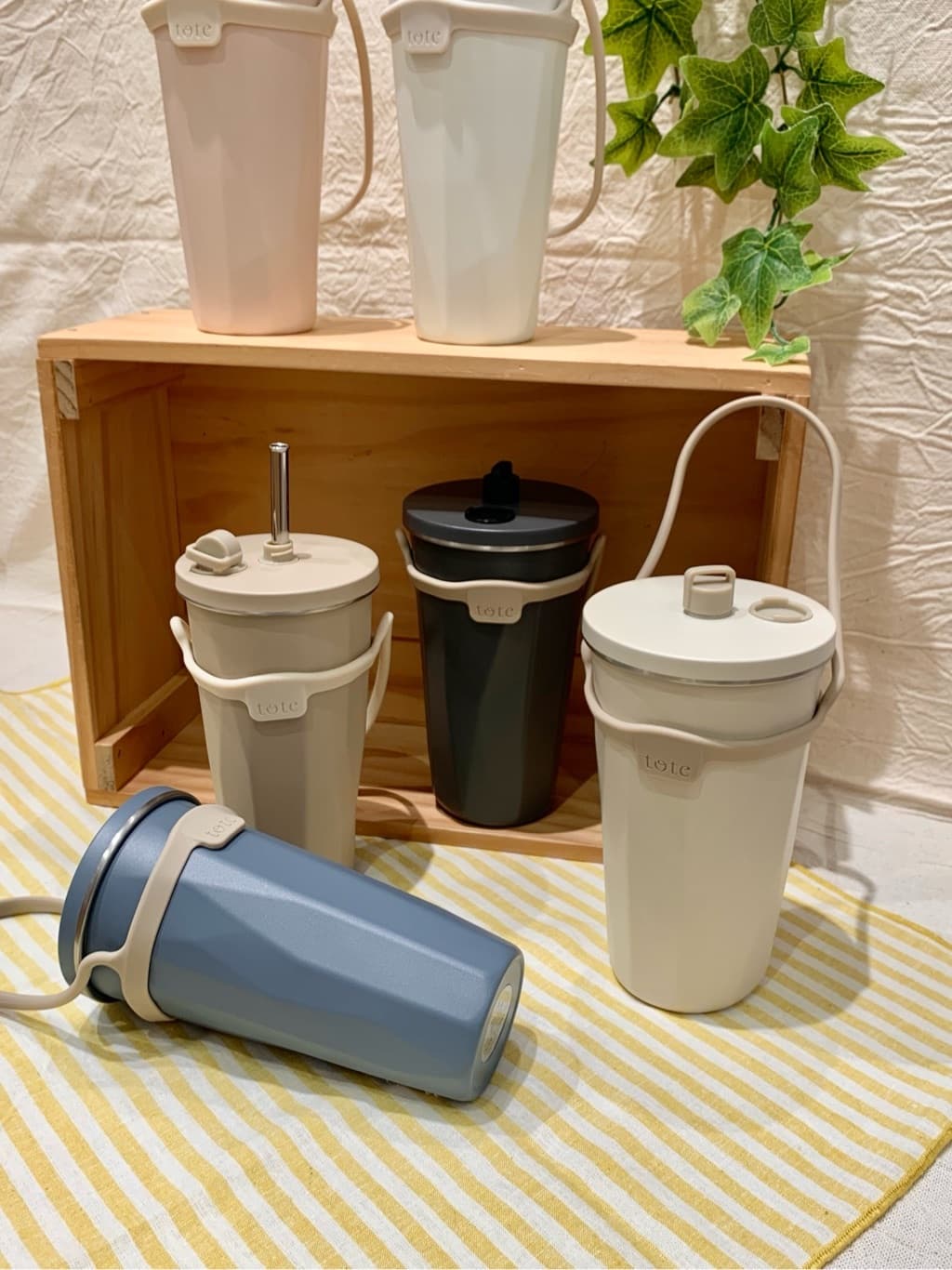 mikachoさんの「212 KITCHEN STORE｜ストロー付2wayタンブラー470ml モカ」を使ったコーディネート