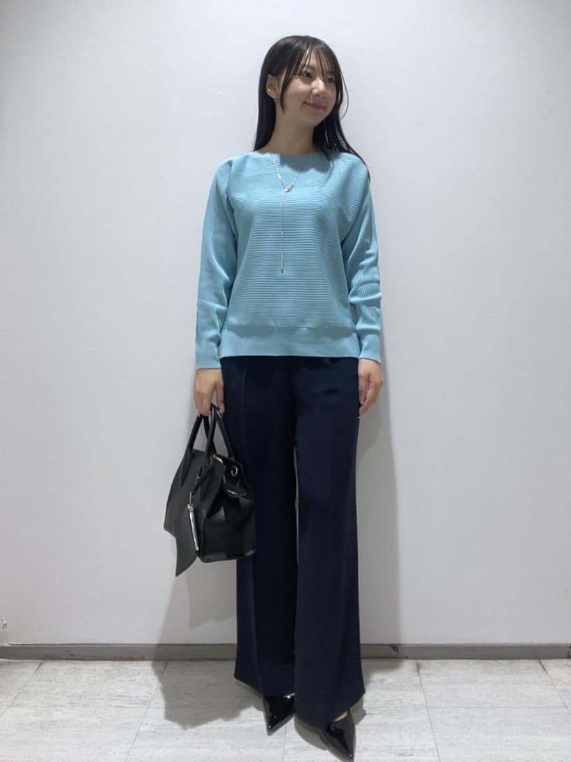 meiさんの「INDIVI｜【洗える／キレイ色】体型カバー無縫製ニット」を使ったコーディネート