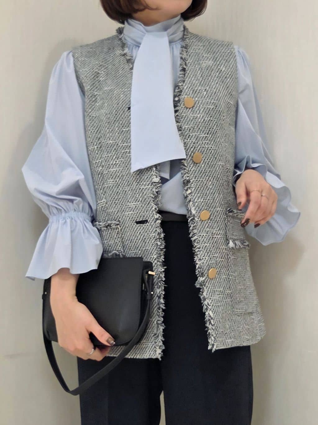 naokoさんの「UNTITLED｜【オンオフ使える】スラブツイード ジレ」を使ったコーディネート