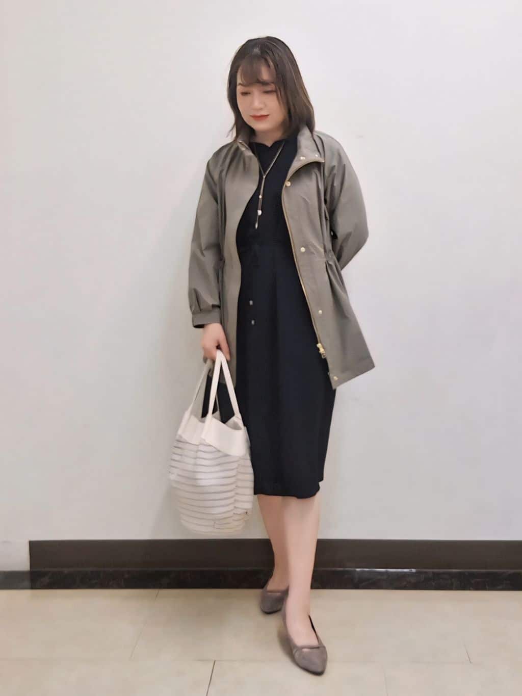S.xuliさんの「Reflect｜【撥水】ストレッチタフタミドル丈スタンドカラーコート」を使ったコーディネート