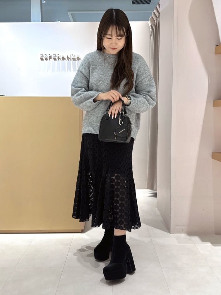 neinaさんの「ESPERANZA｜ハートチャーム付ミニボストンバッグ」を使ったコーディネート