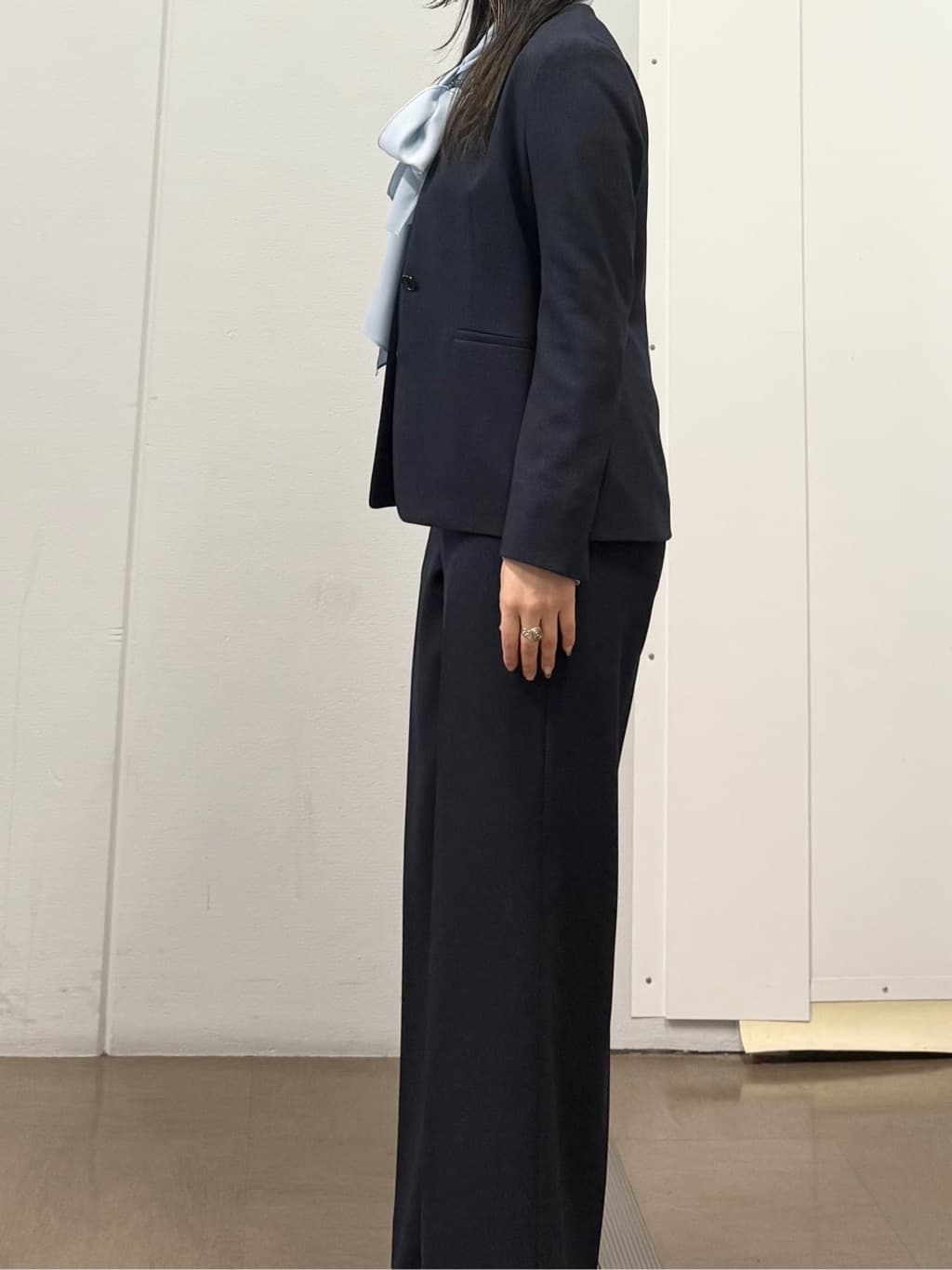 mizukiさんの「INDIVI｜【洗える／通勤／スーツ】メランジストレッチ ノーカラージャケット」を使ったコーディネート