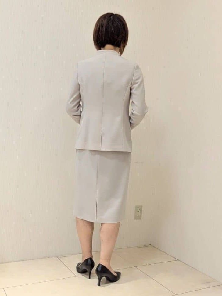 u-macoさんの「UNTITLED｜【セットアップ可/UV/接触冷感】エアリーノーカラージャケット」を使ったコーディネート